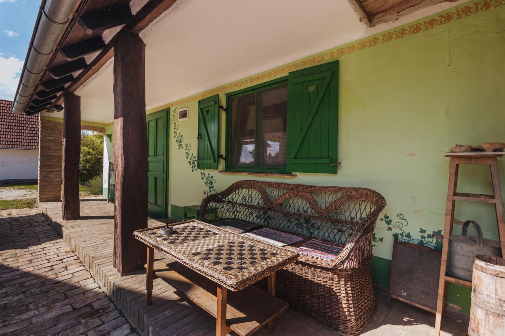 Sobe Kod Baje - Baranjska Kuca Karanac Exterior foto